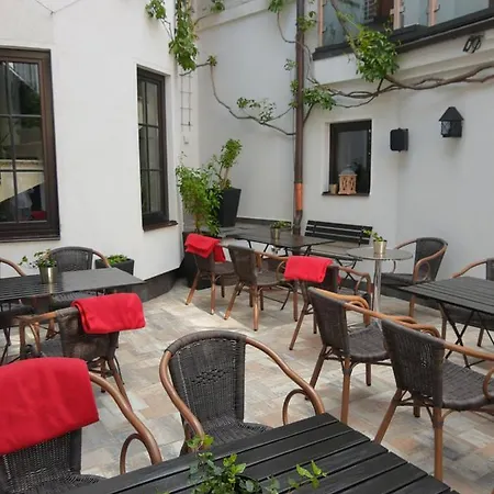 Weisses Ross Hotel