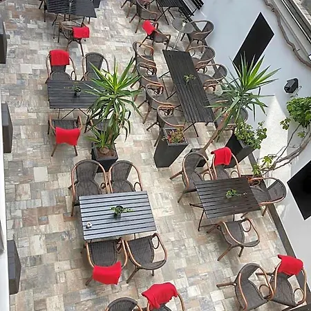 Hotel Weisses Ross 3*